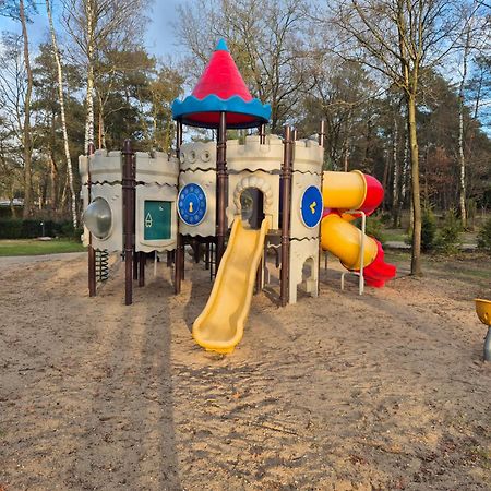 Het Veluwse Boshuisje Knus Chalet Met Omheinde Tuin Op De Veluwe Hoenderloo Zewnętrze zdjęcie